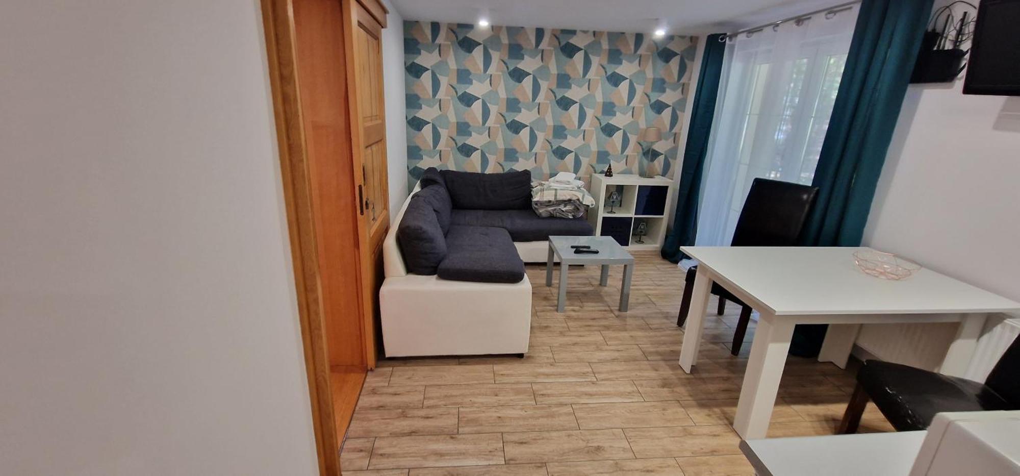 Cudowny Zakatek Z Ogrodem I Basenem Apartment Bukwica  Bilik gambar