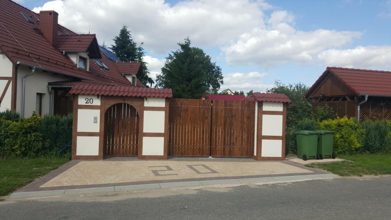 Cudowny Zakatek Z Ogrodem I Basenem Apartment Bukwica  Luaran gambar